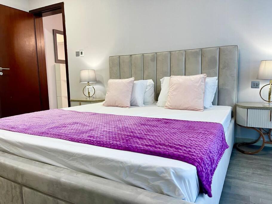 Cozy Upgraded Residential Flat With Sea, Mangrove, Pool View - 1203 Not Hotel Абу Даби Екстериор снимка